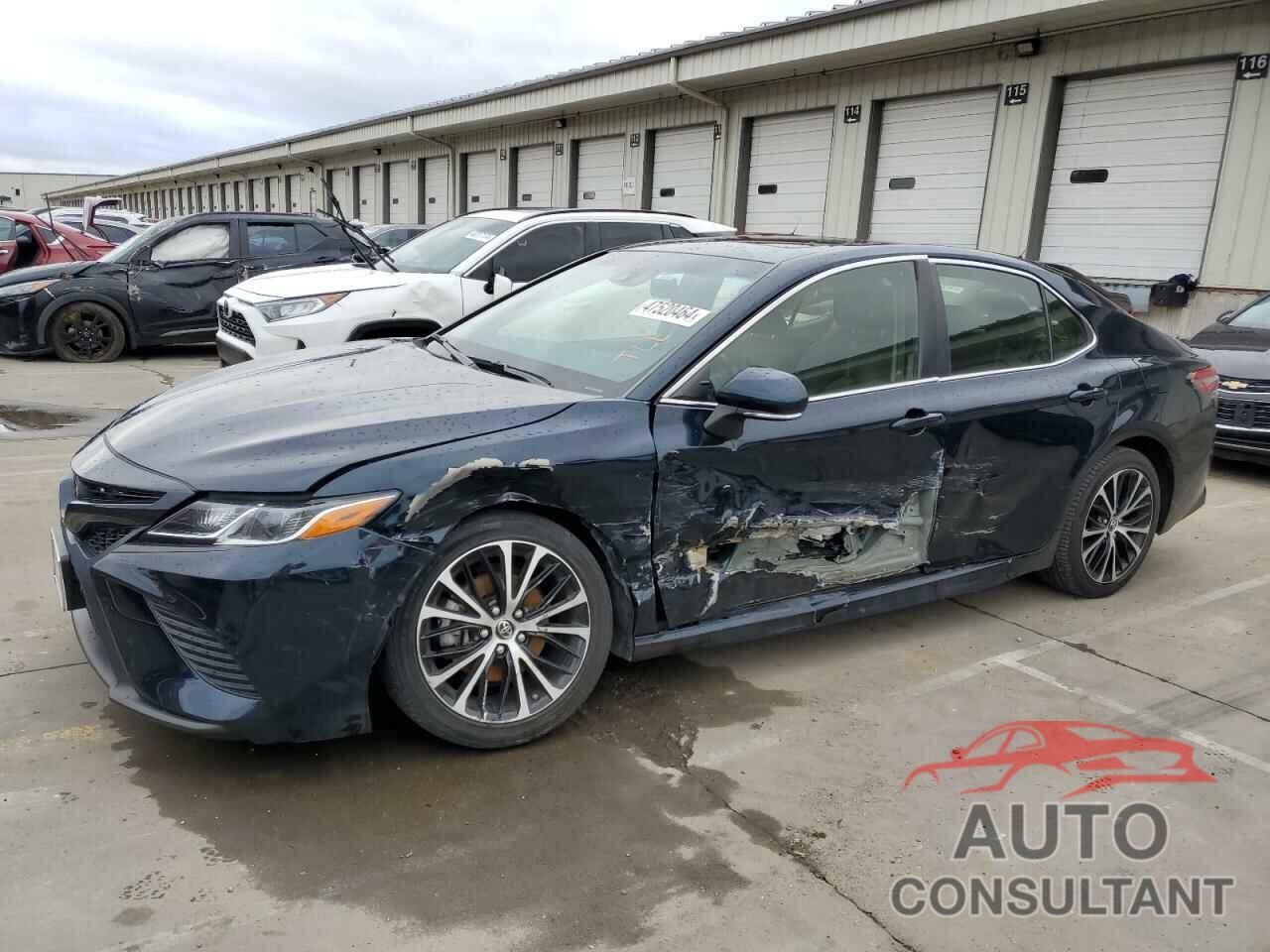 TOYOTA CAMRY 2018 - JTNB11HK3J3013533