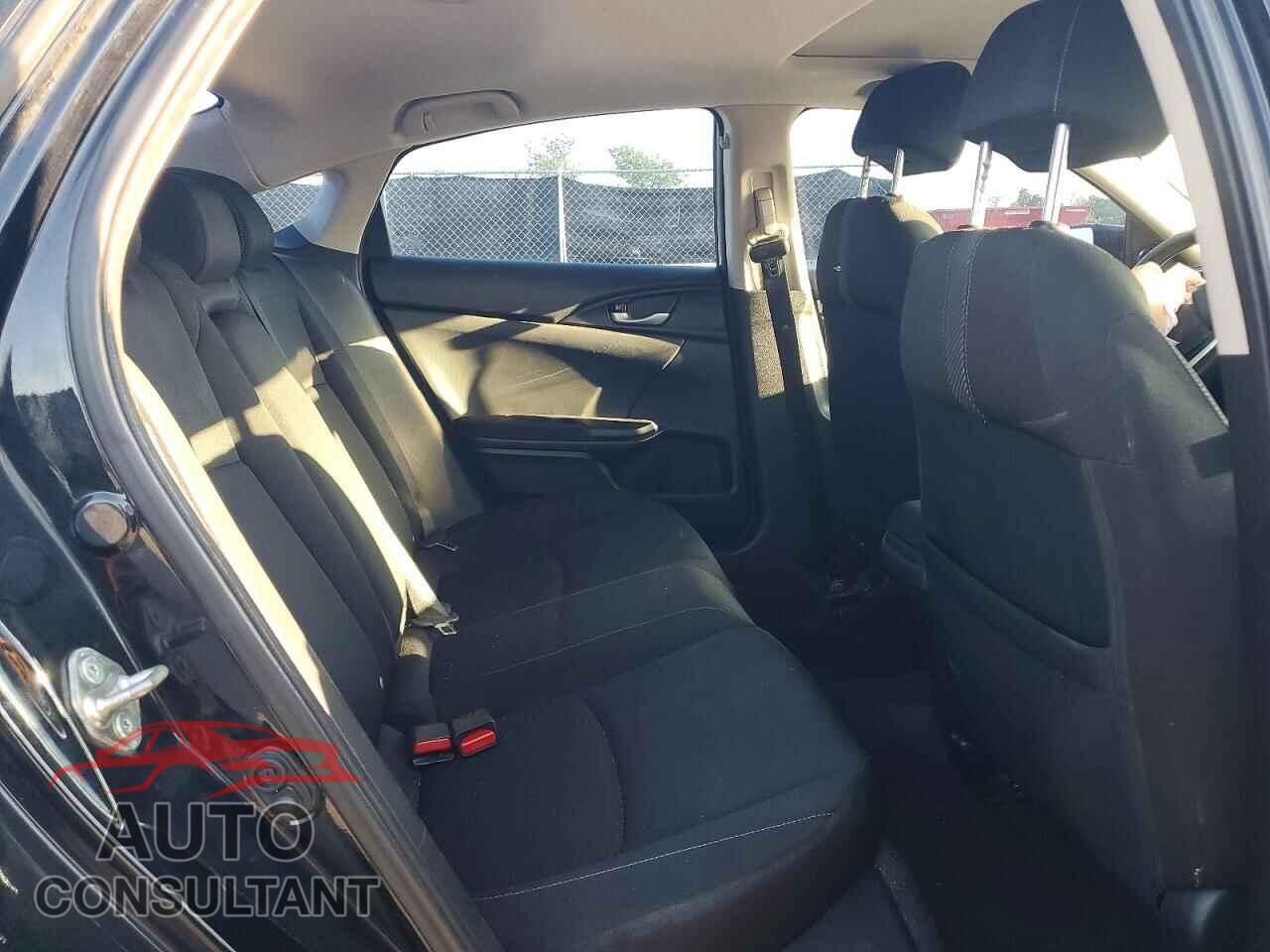 HONDA CIVIC 2018 - 19XFC1F35JE002425