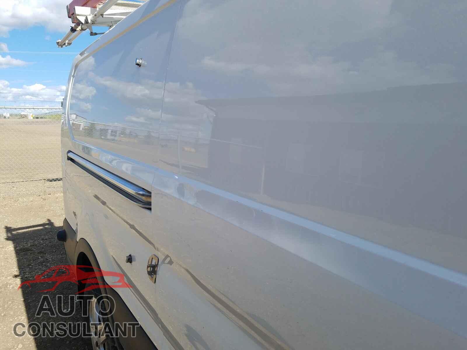 FORD TRANSIT CO 2017 - 1FTBW2YM8HKB44583