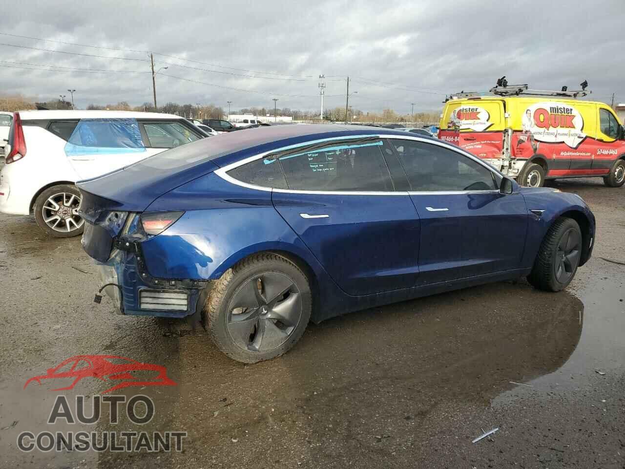 TESLA MODEL 3 2018 - 5YJ3E1EA6JF005552