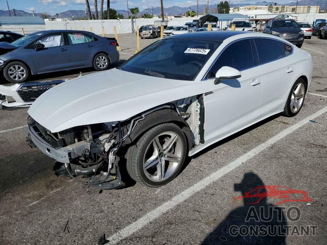 AUDI A5 2022 - WAUDACF54NA025808