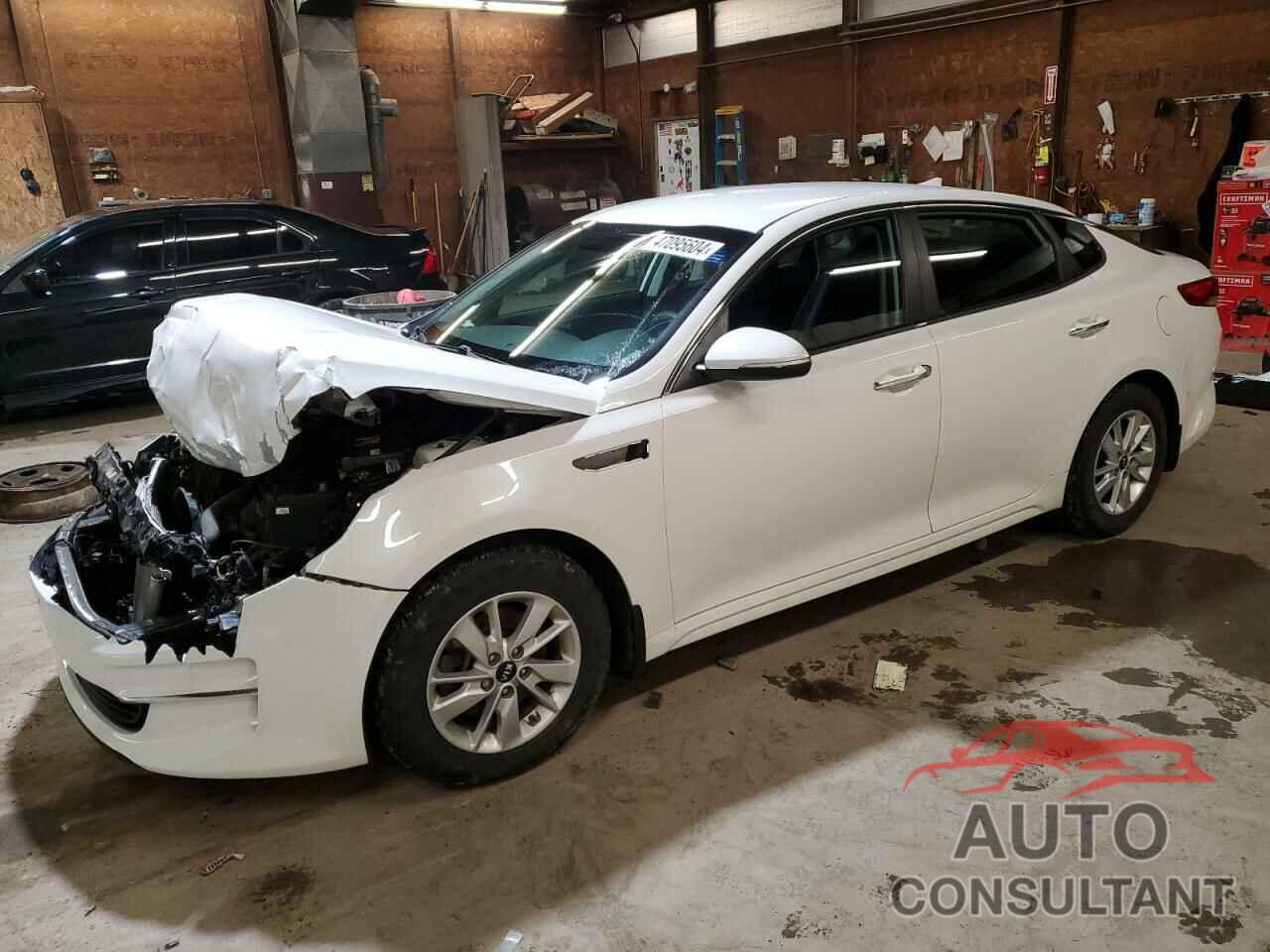 KIA OPTIMA 2018 - KNAGT4L37J5205223