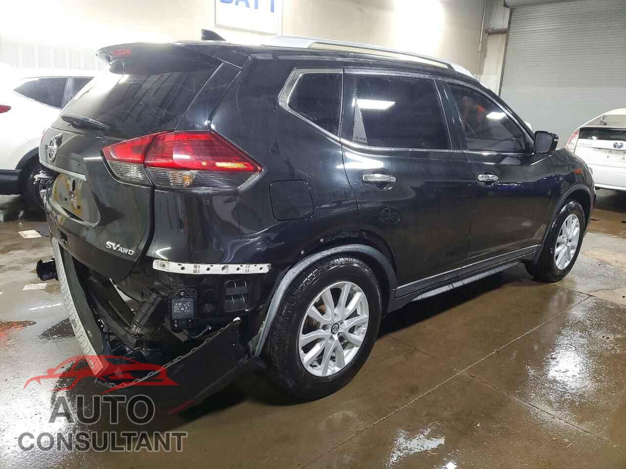 NISSAN ROGUE 2017 - KNMAT2MV6HP600408