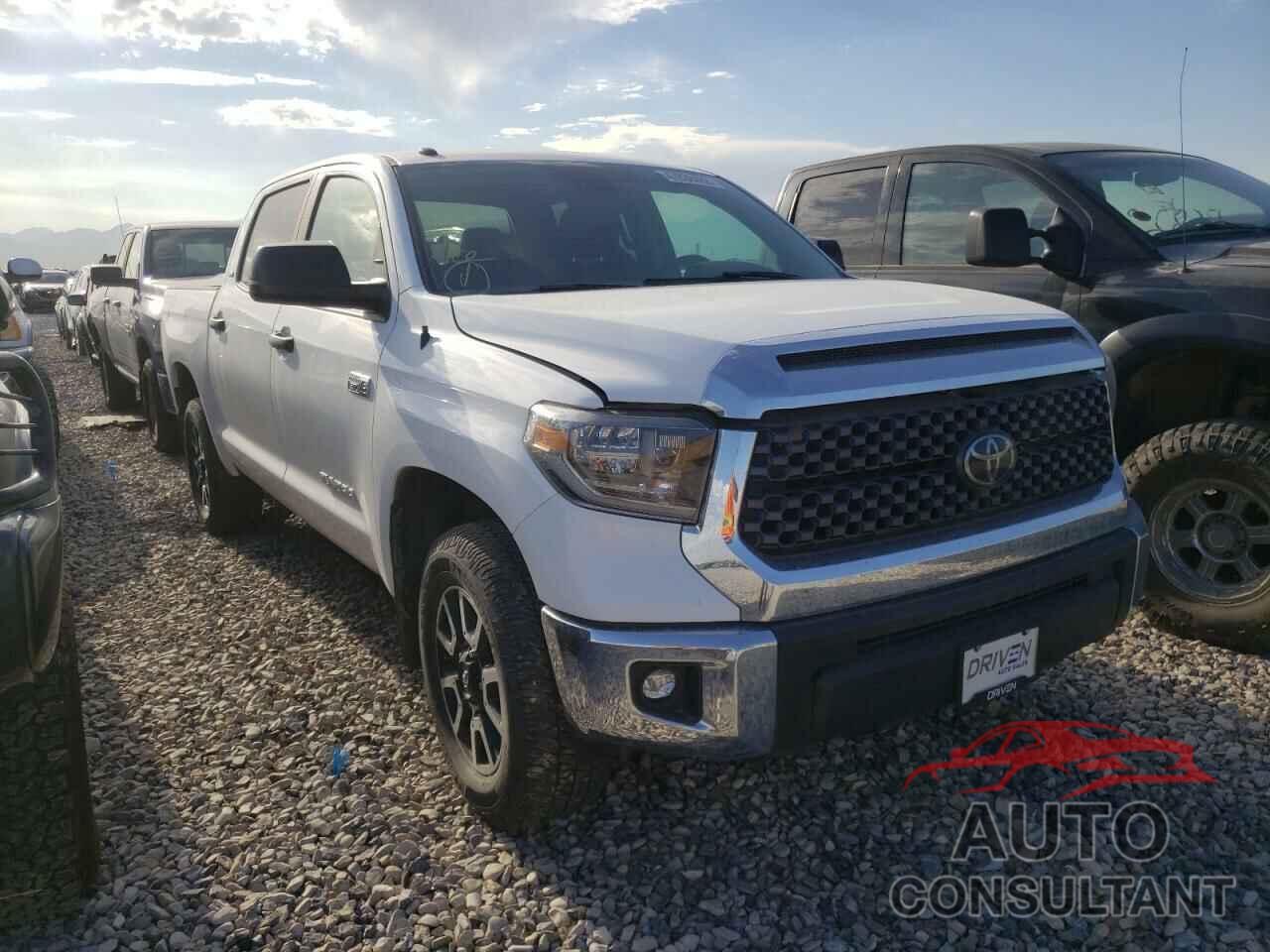 TOYOTA TUNDRA 2018 - 5TFDW5F11JX730828