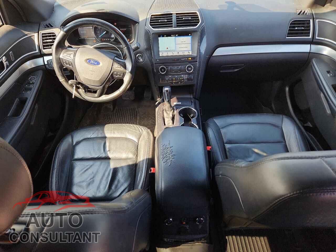 FORD EXPLORER 2017 - 1FM5K7D8XHGD10244