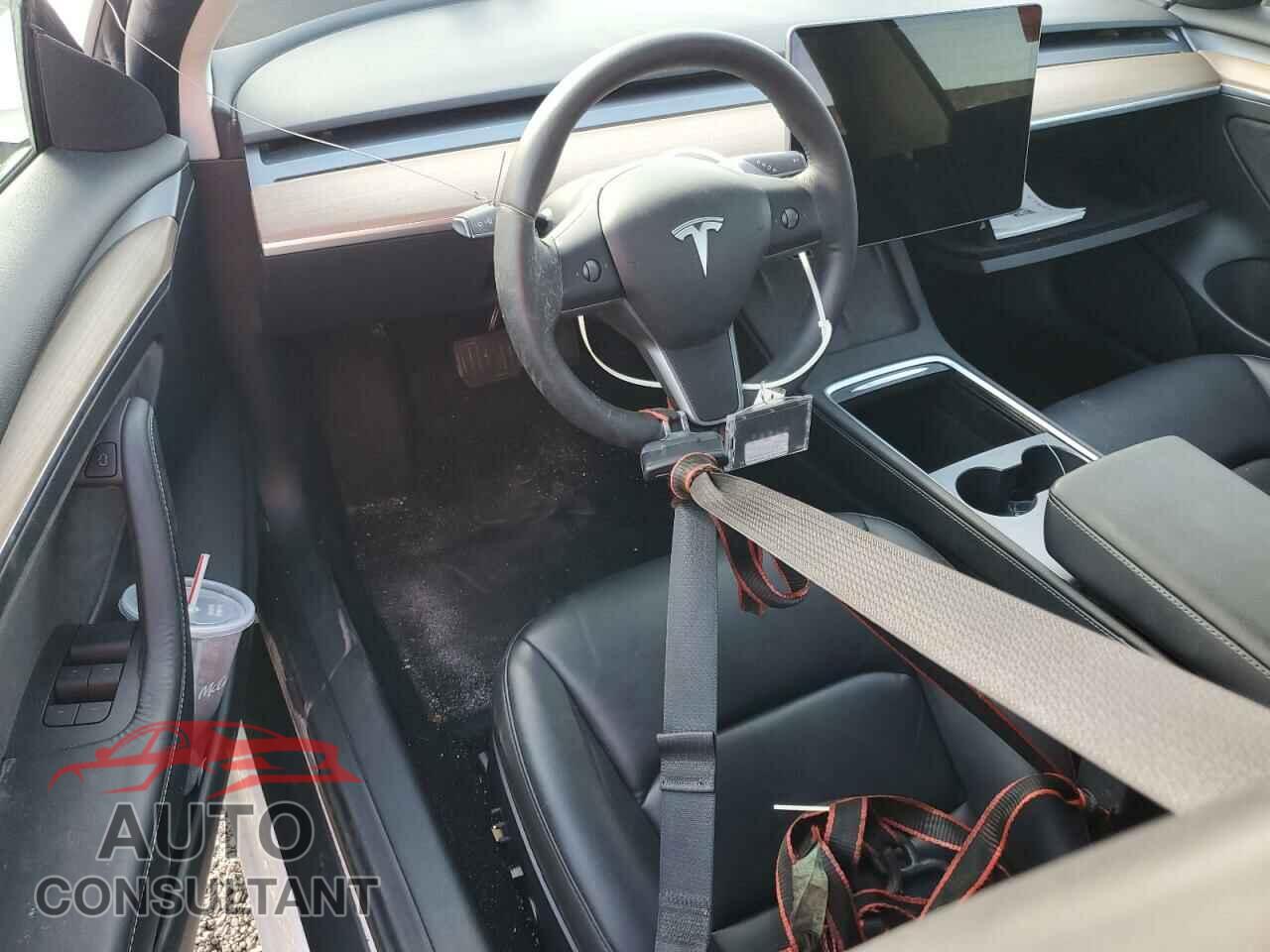 TESLA MODEL 3 2023 - 5YJ3E1EA8PF436645