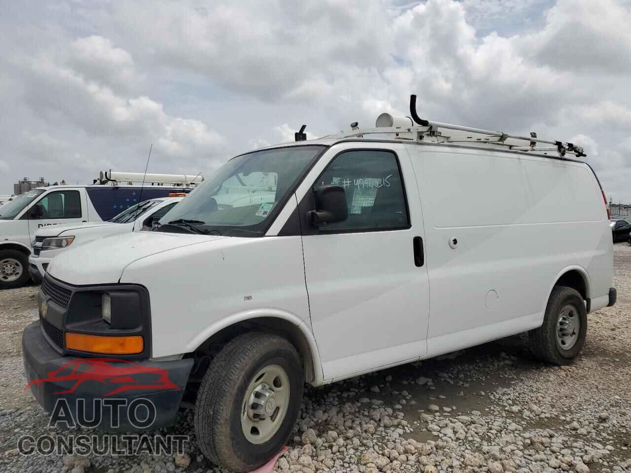 CHEVROLET EXPRESS 2013 - 1GCWGFCA7D1903033