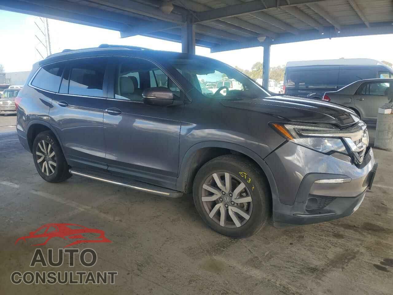 HONDA PILOT 2019 - 5FNYF6H31KB038103