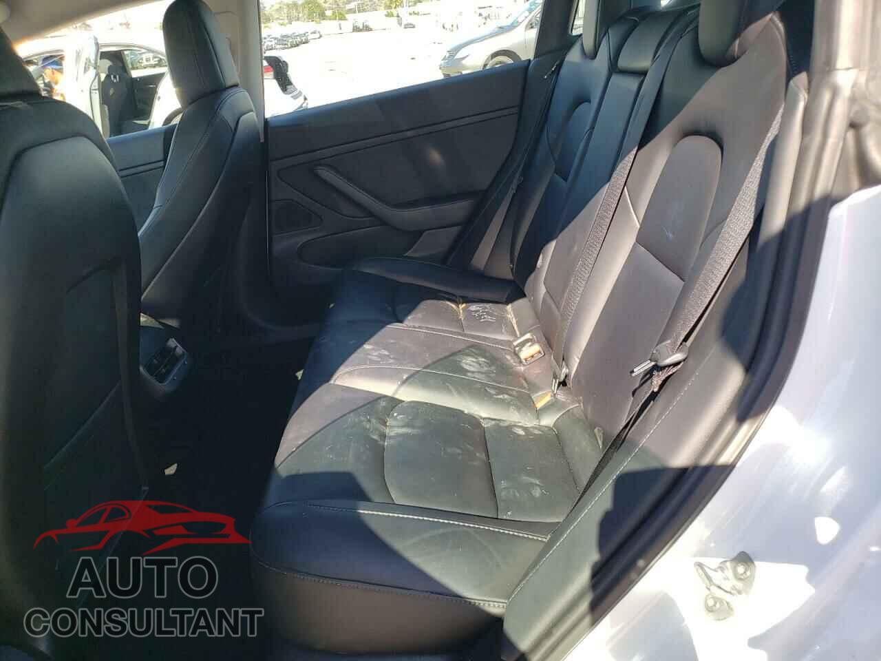 TESLA MODEL 3 2018 - 5YJ3E1EA9JF162363