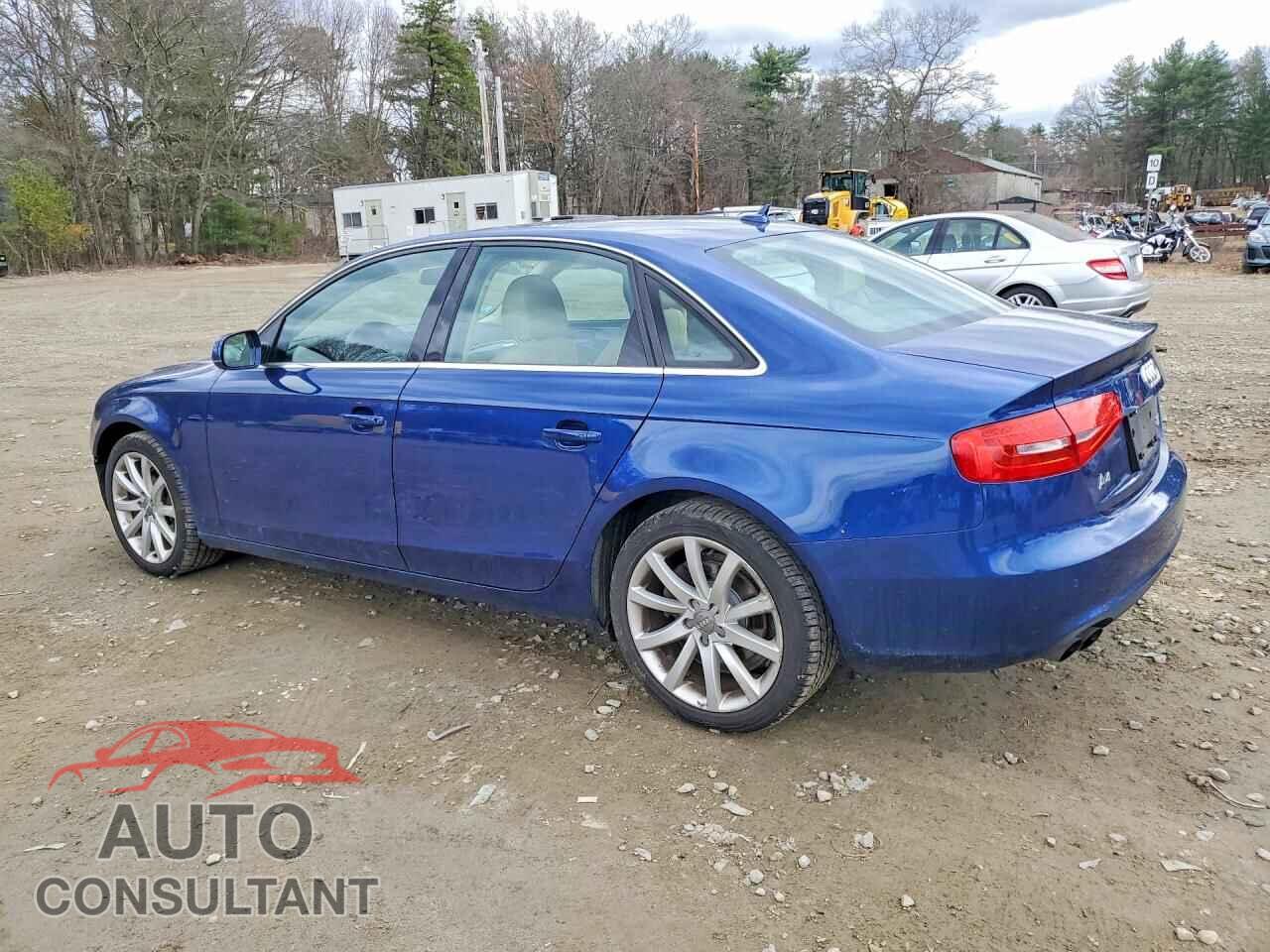 AUDI A4 2013 - WAUKFAFL7DN038393