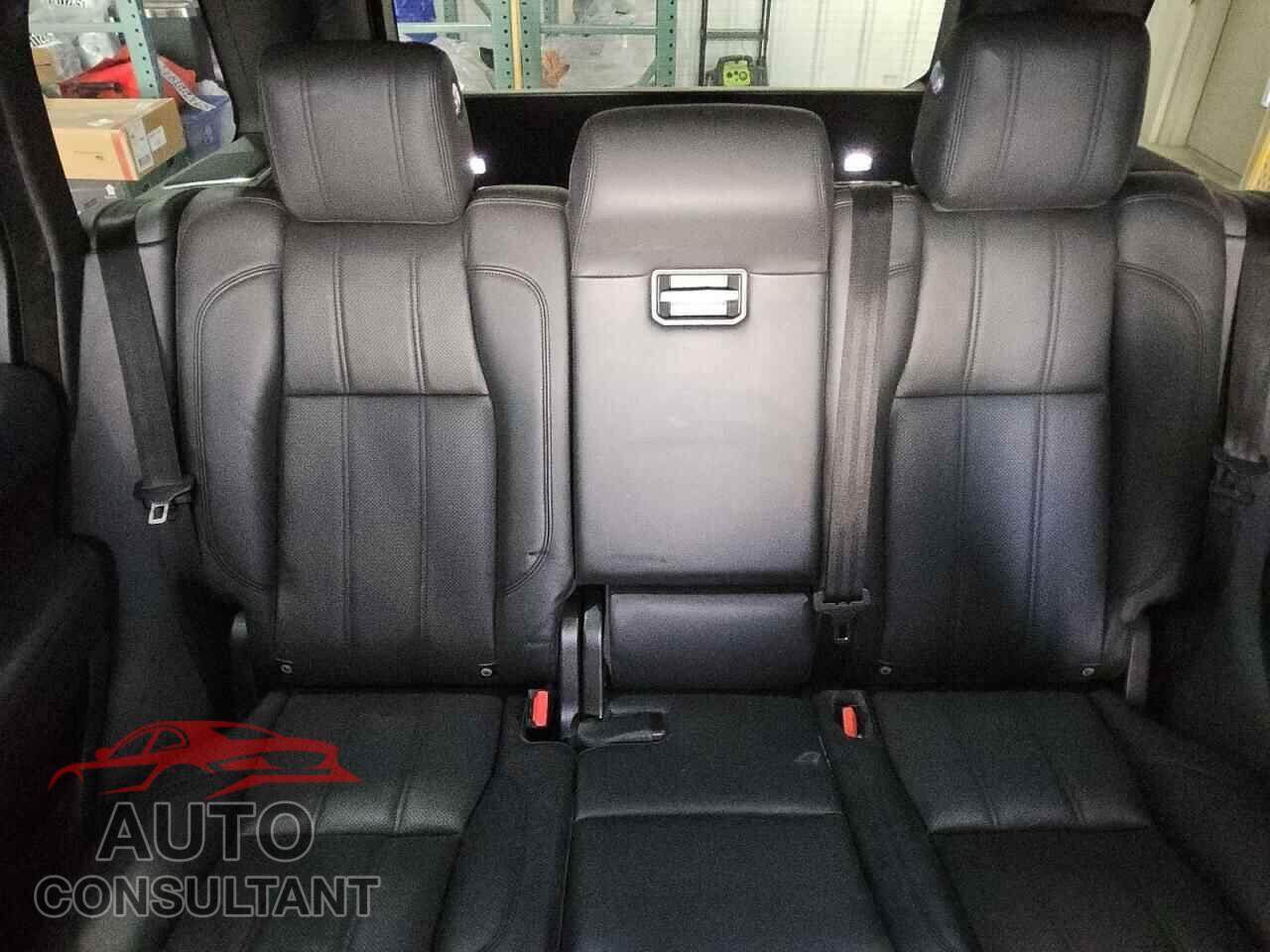 LAND ROVER RANGEROVER 2017 - SALGS2FV2HA352633