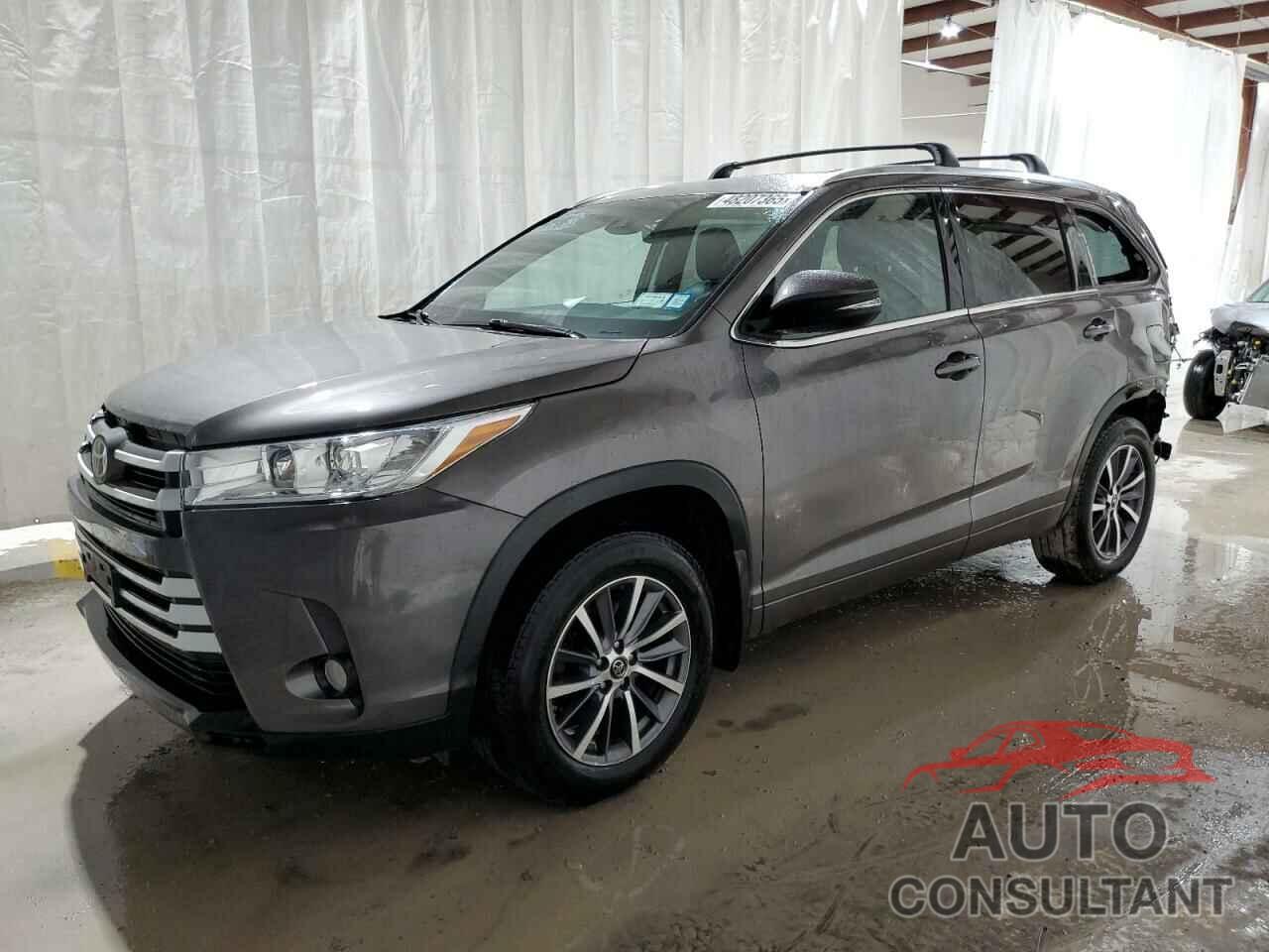 TOYOTA HIGHLANDER 2017 - 5TDJZRFH8HS480471