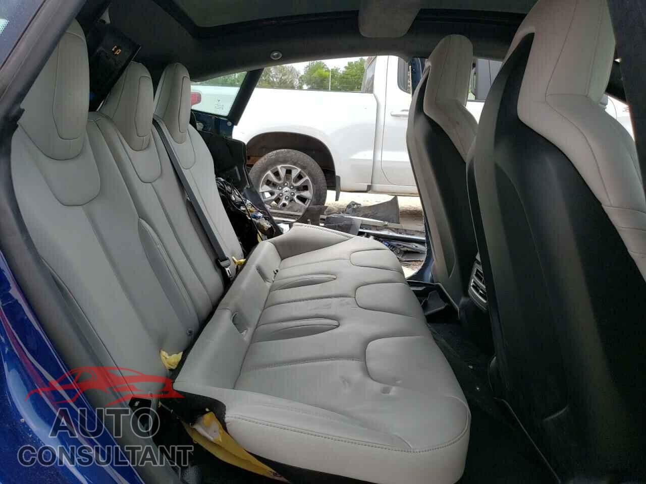 TESLA MODEL S 2016 - 5YJSA1E10GF127792