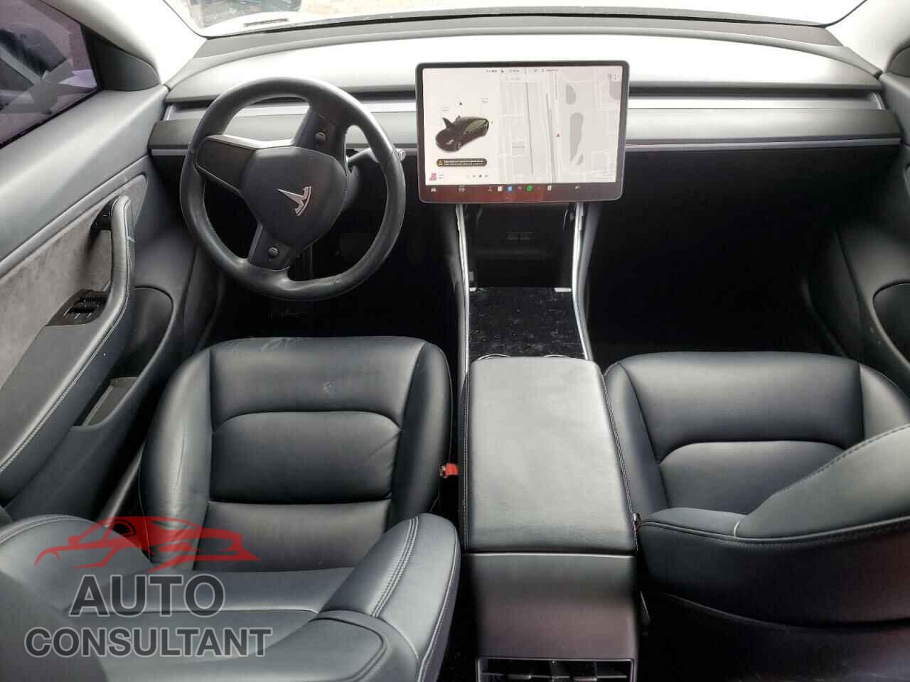 TESLA MODEL 3 2018 - 5YJ3E1EAXJF025402