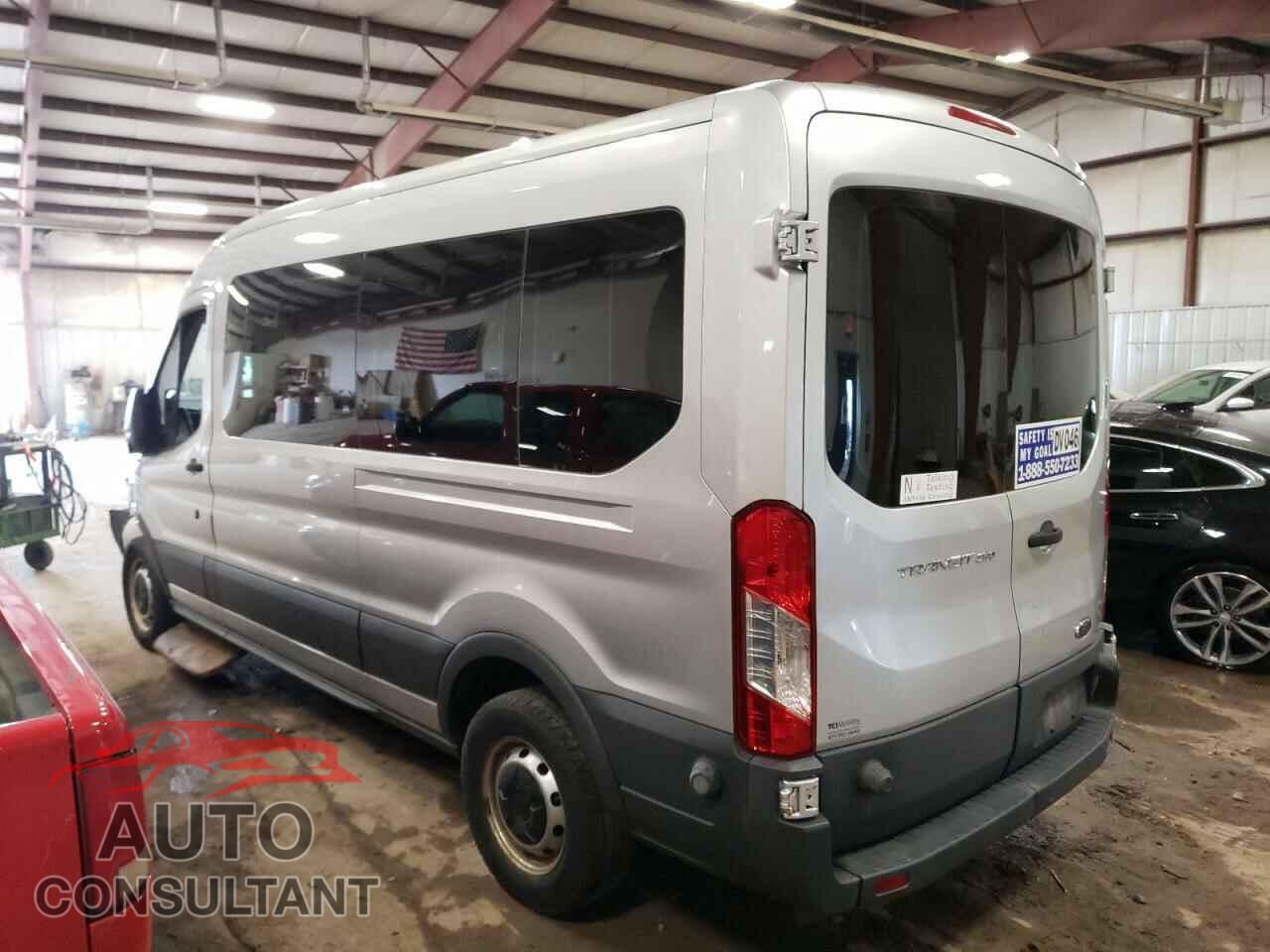 FORD TRANSIT 2015 - 1FTNR2CM5FKB18368
