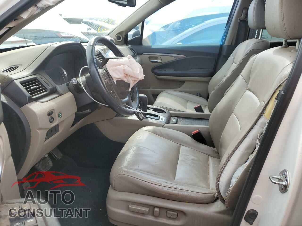HONDA PILOT 2017 - 5FNYF5H79HB039862