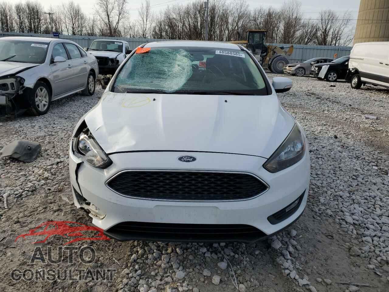 FORD FOCUS 2017 - 1FADP3M22HL318499