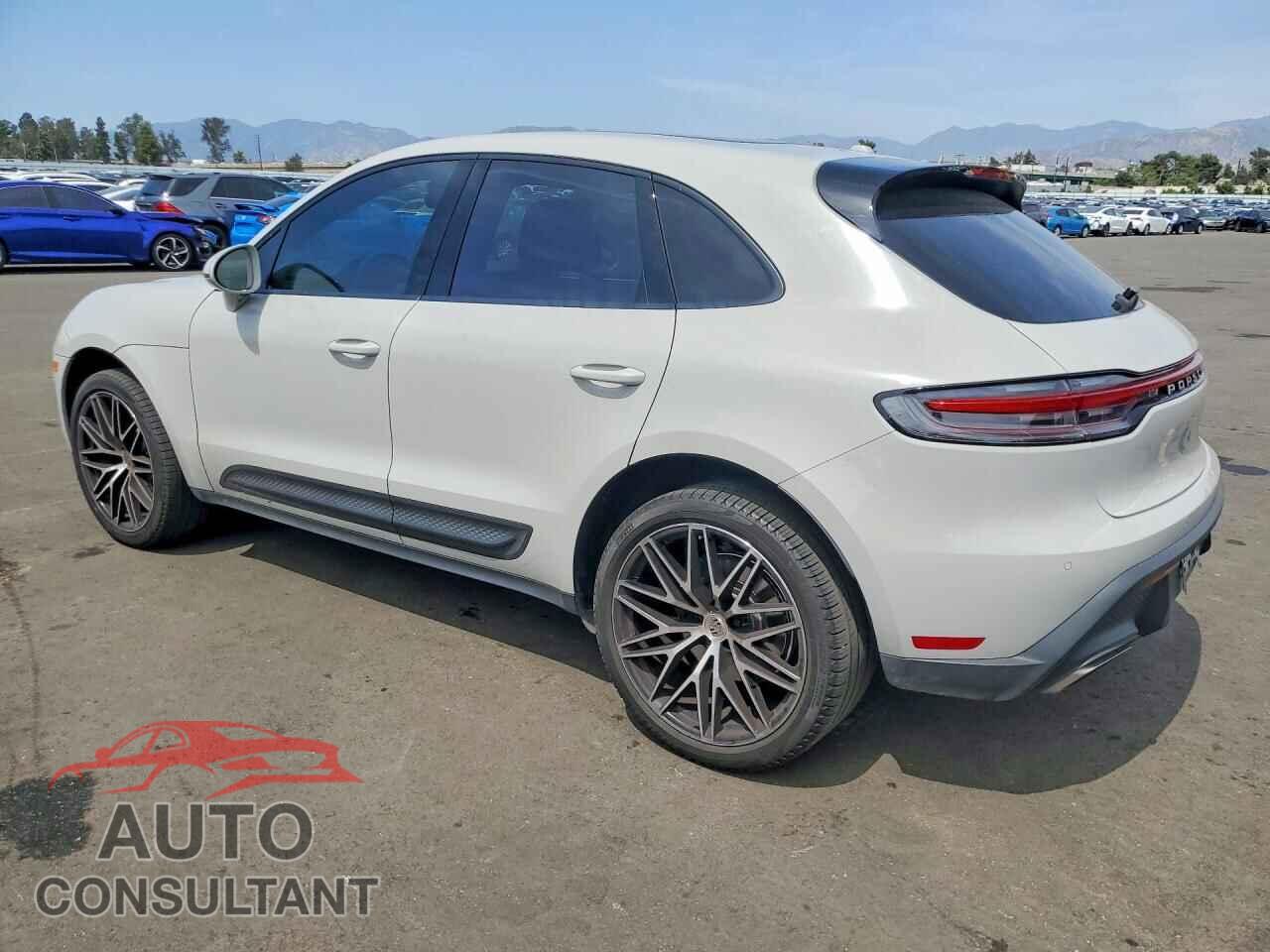 PORSCHE MACAN 2023 - WP1AA2A53PLB00771