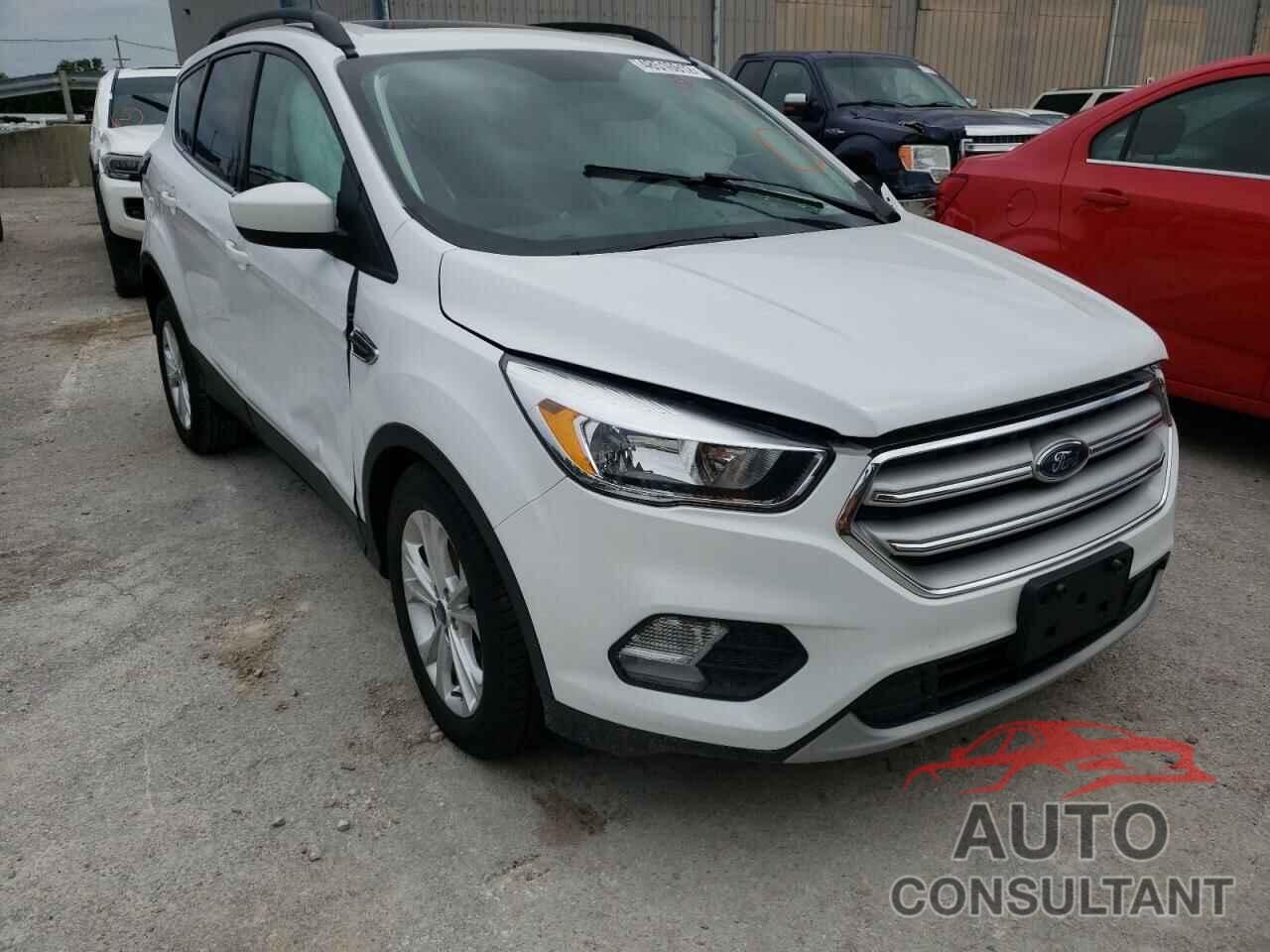 FORD ESCAPE 2018 - 1FMCU0GD2JUC61355