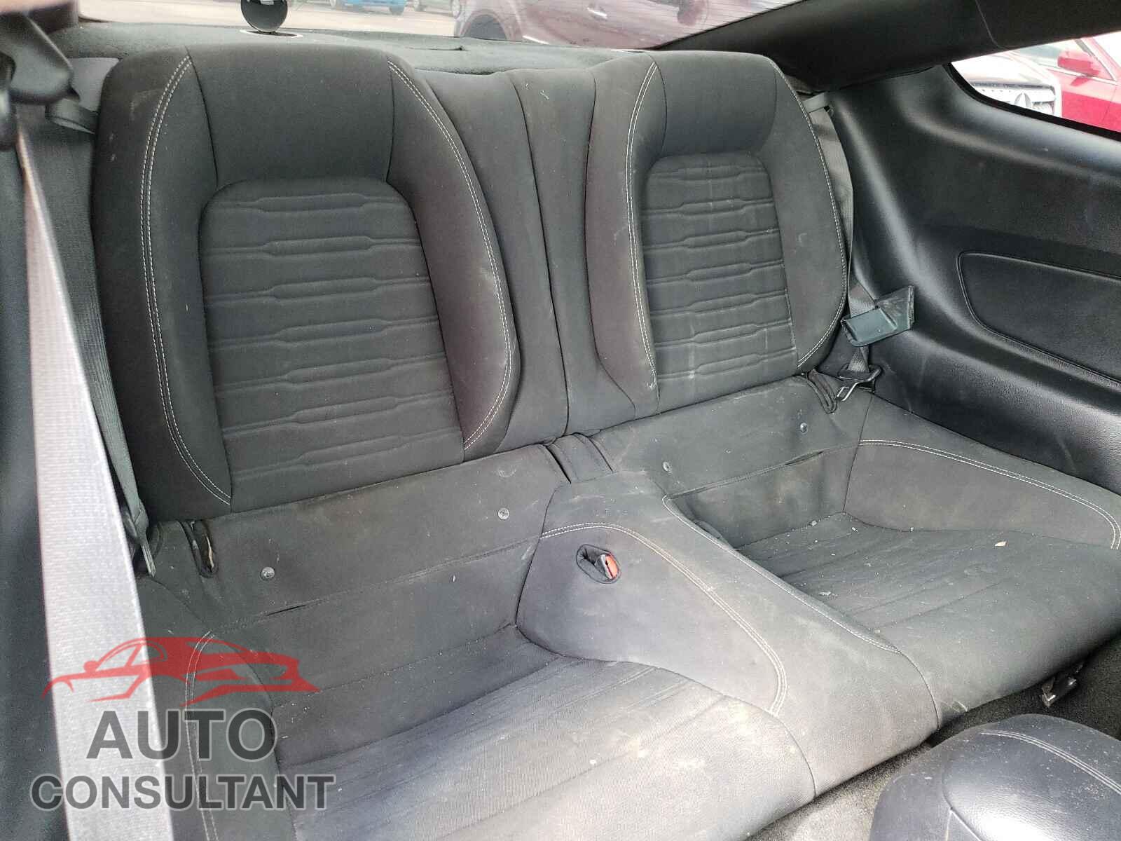 FORD MUSTANG 2017 - 1FA6P8CF5H5227175