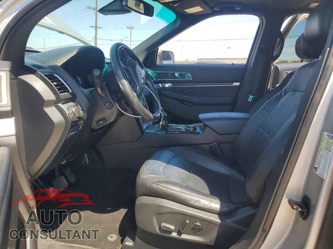 FORD EXPLORER 2017 - 1FM5K8FH0HGA12272