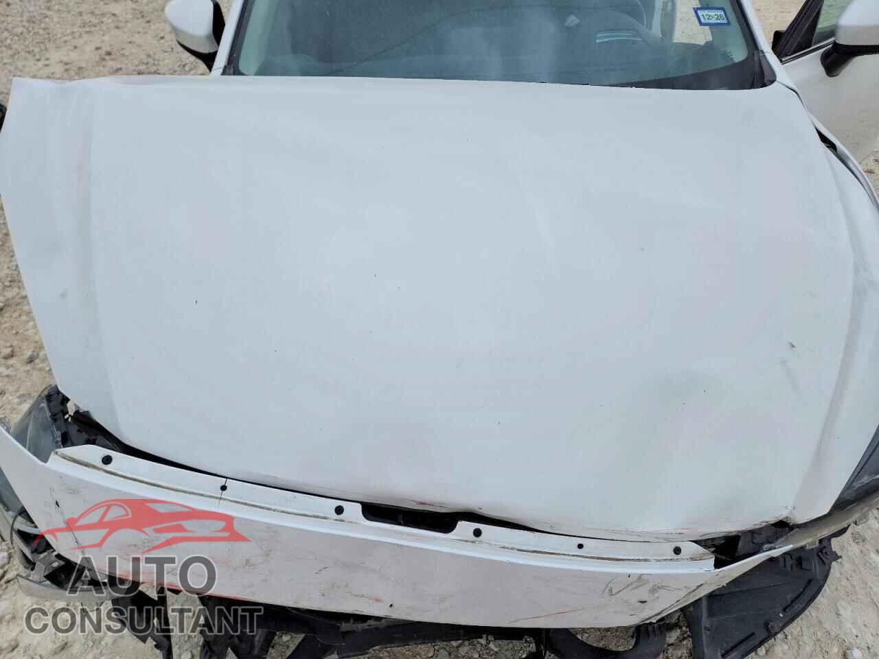 MAZDA 3 2017 - 3MZBN1W32HM141403