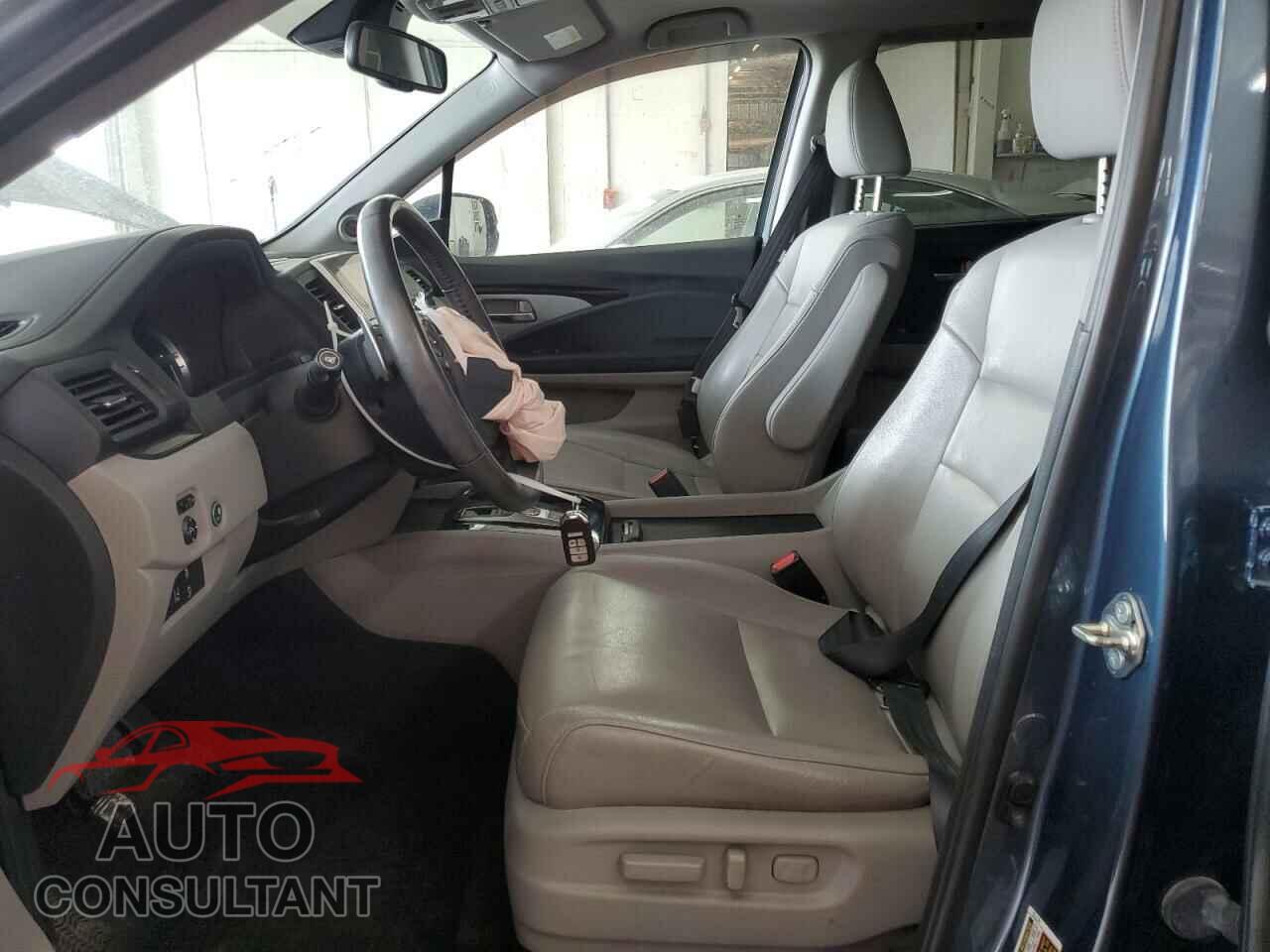 HONDA PILOT 2017 - 5FNYF6H91HB012078