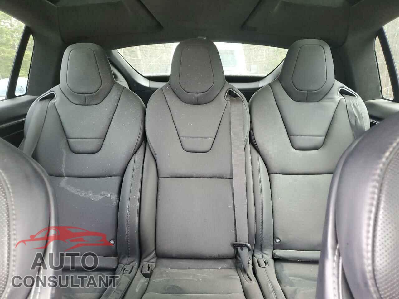 TESLA MODEL X 2016 - 5YJXCAE48GF012383