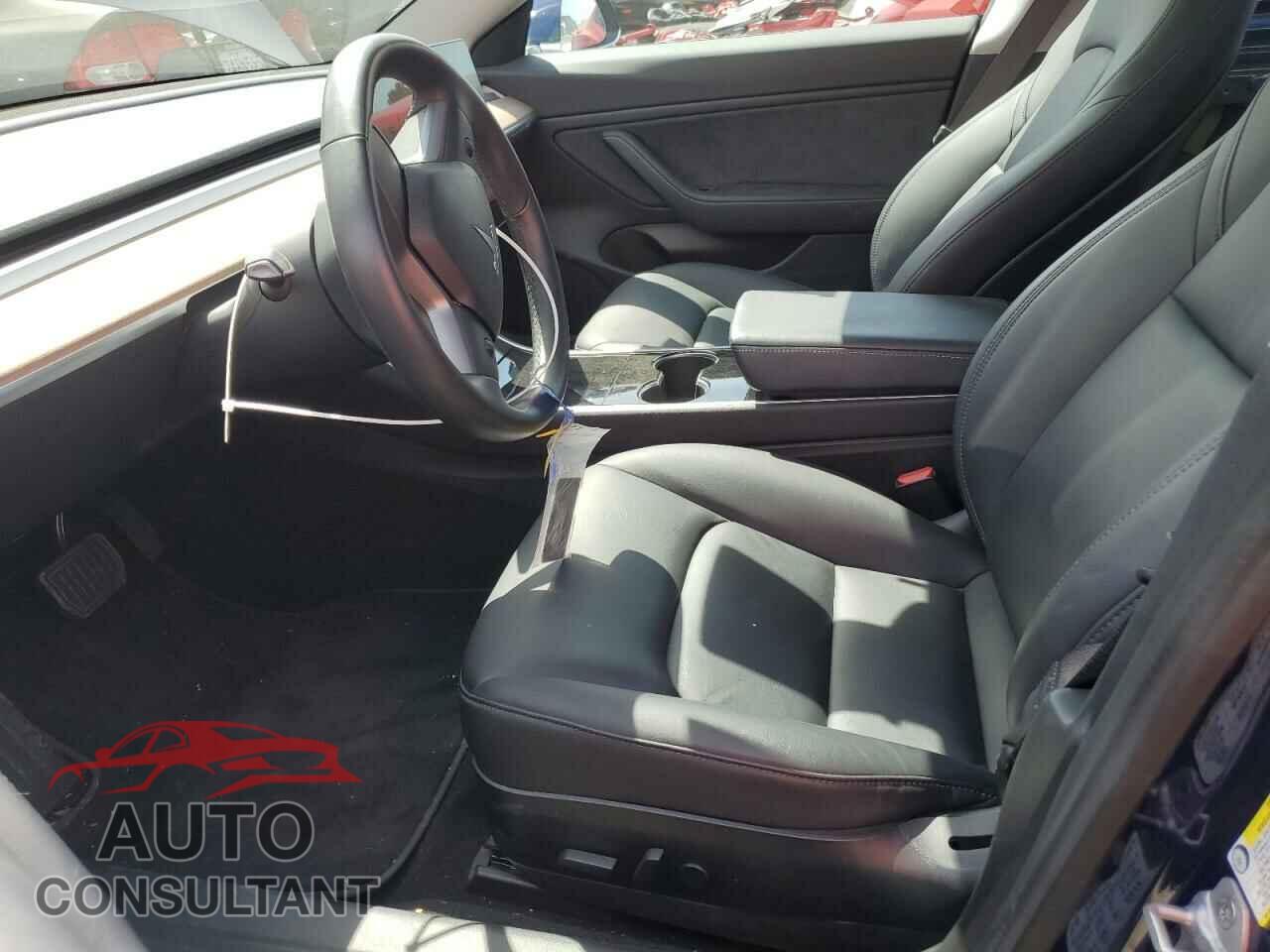TESLA MODEL 3 2018 - 5YJ3E1EA5JF076550