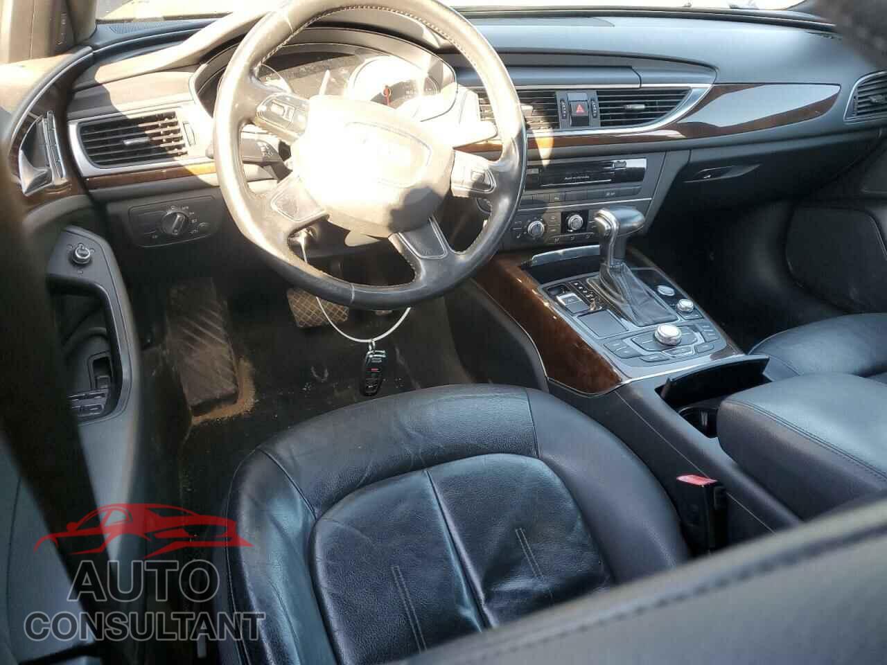 AUDI A6 2012 - WAUDFAFC4CN125112