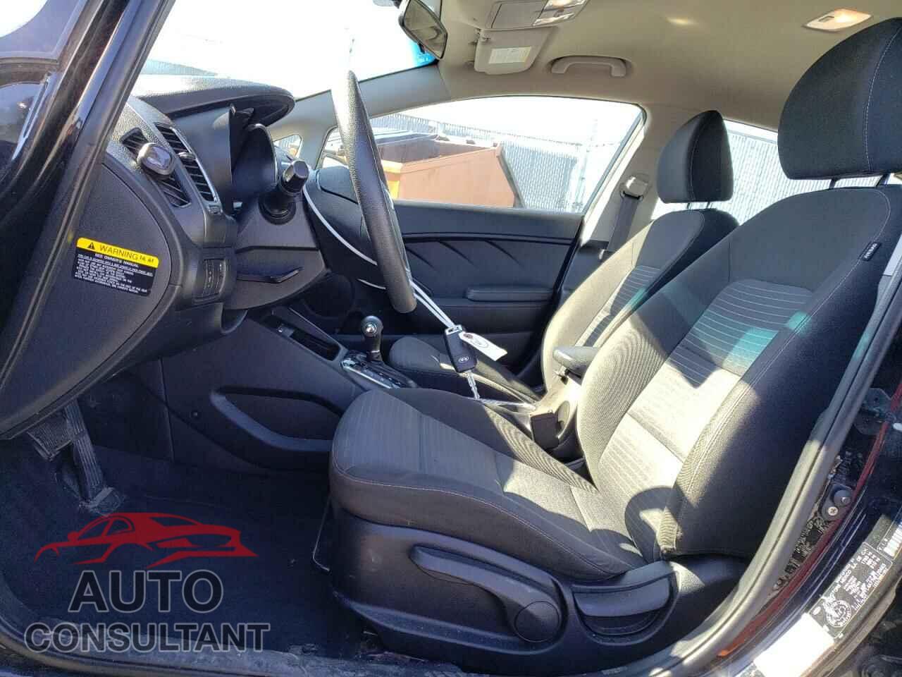 KIA FORTE 2017 - 3KPFL4A77HE120465