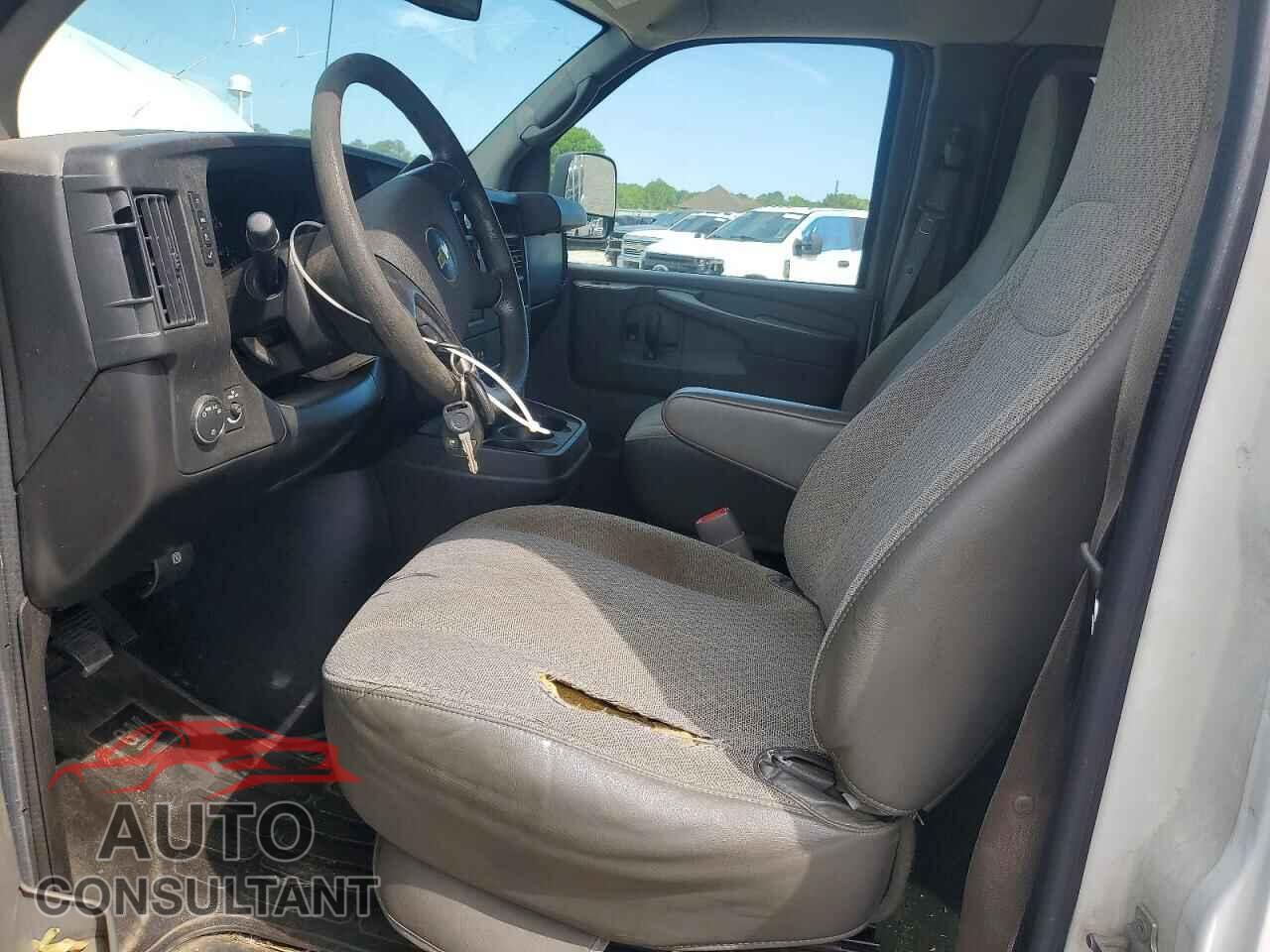 CHEVROLET EXPRESS 2013 - 1GAWGRFA6D1114958