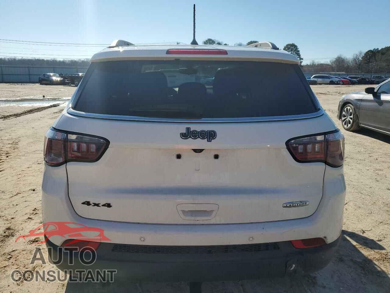 JEEP COMPASS 2017 - 3C4NJDBB0HT664855