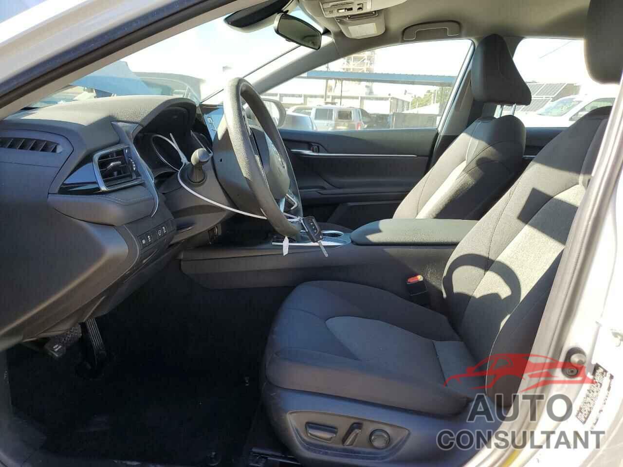 TOYOTA CAMRY 2023 - 4T1C11AK2PU126438