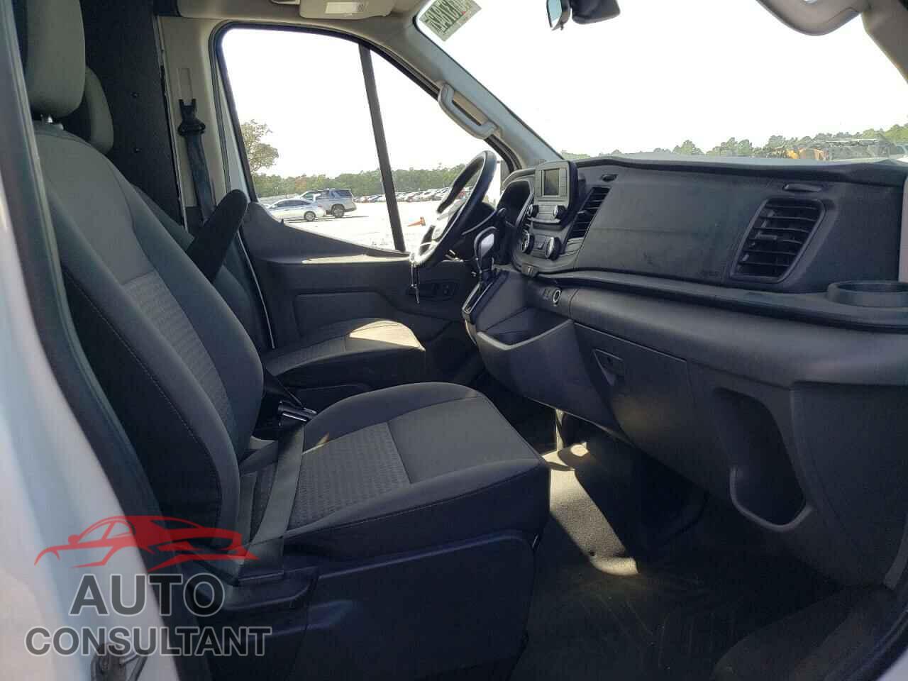 FORD TRANSIT CO 2020 - 1FTBR2C88LKA34675