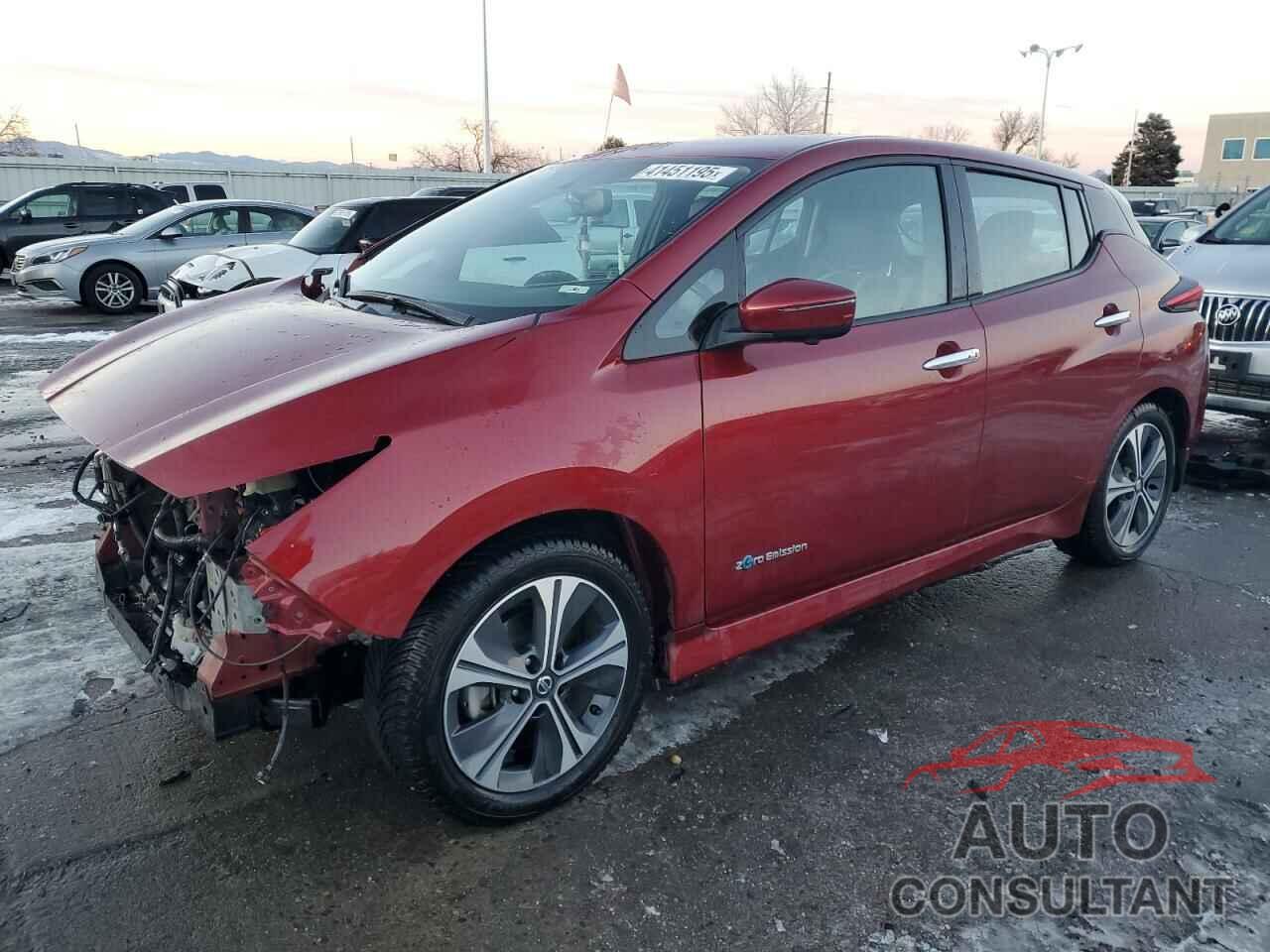 NISSAN LEAF 2018 - 1N4AZ1CP1JC304176
