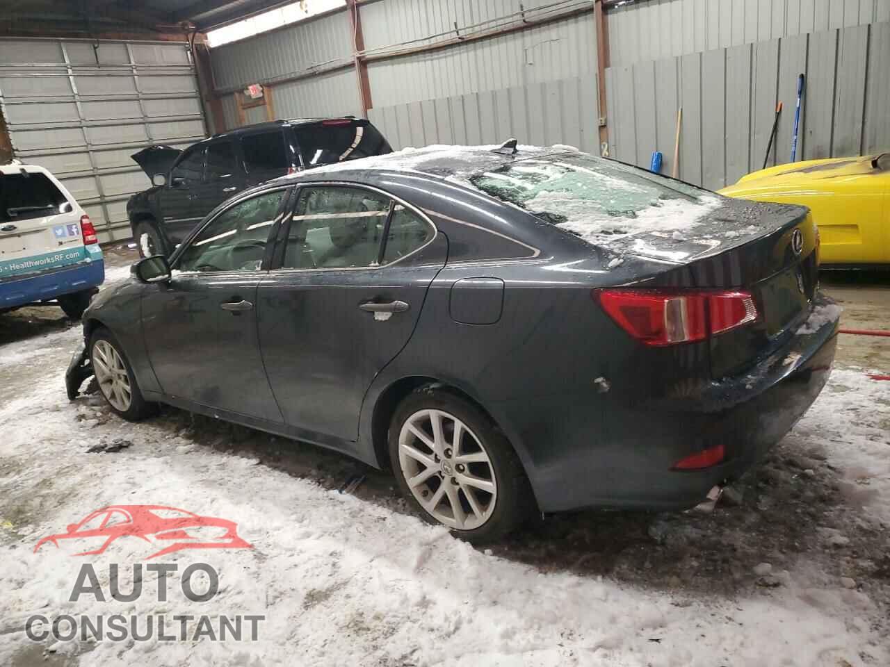 LEXUS IS 2011 - JTHCF5C23B5048912