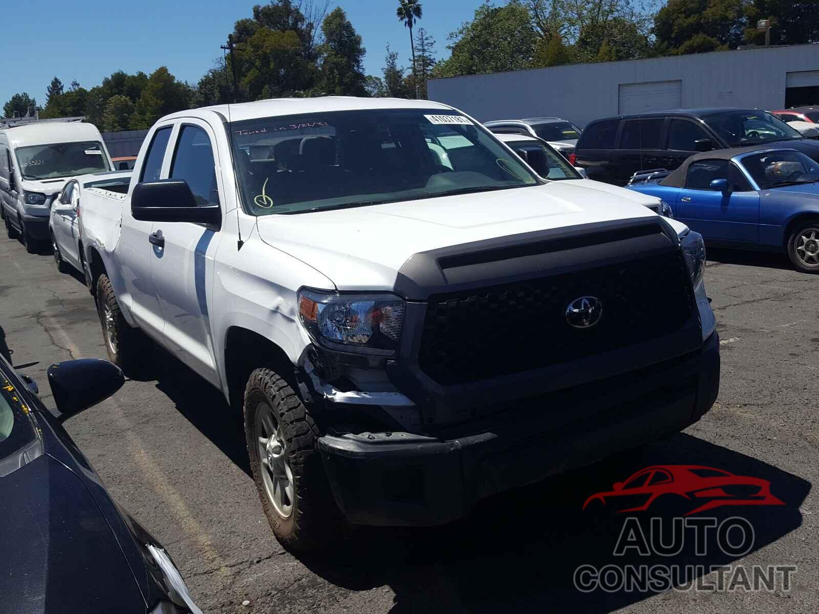 TOYOTA TUNDRA 2019 - 5TFUM5F10KX080719