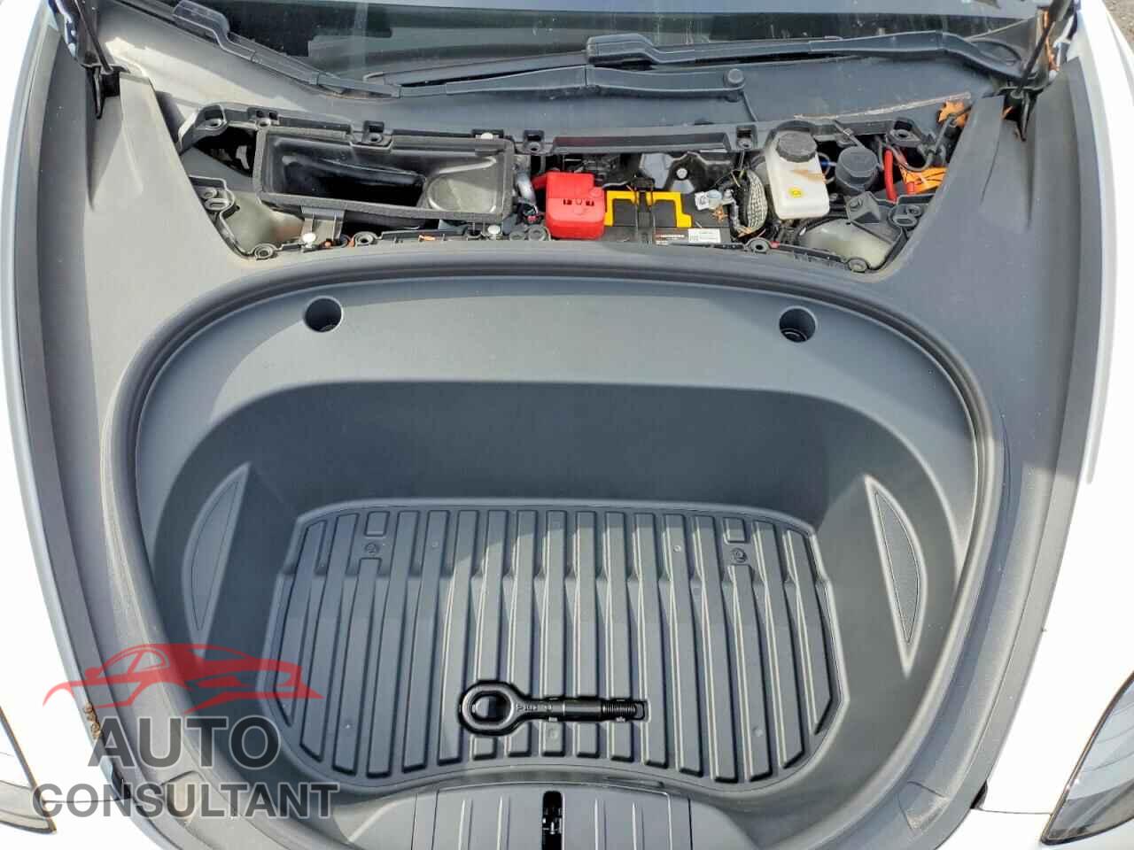 TESLA MODEL 3 2021 - 5YJ3E1EB0MF975331