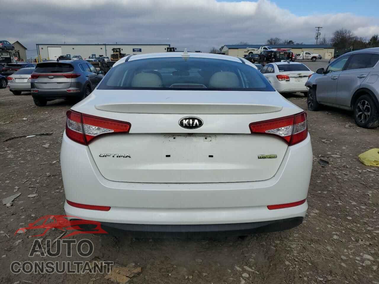 KIA OPTIMA 2013 - KNAGM4AD2D5052263
