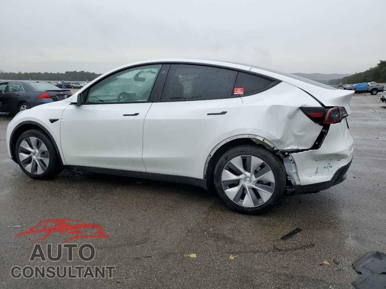 TESLA MODEL Y 2023 - 7SAYGDEEXPF610982
