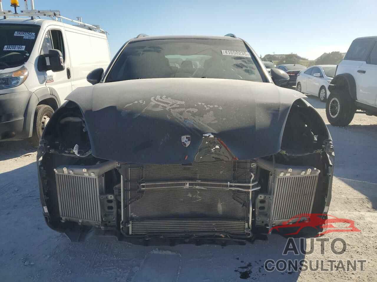 PORSCHE CAYENNE 2016 - WP1AB2A28GLA93772