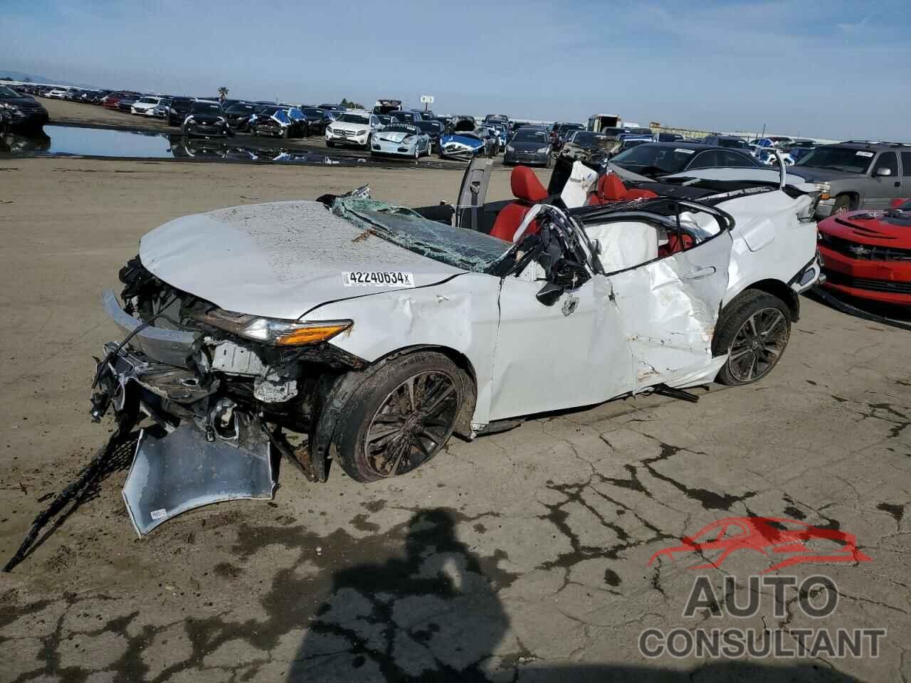 TOYOTA CAMRY 2018 - 4T1B61HK9JU075885