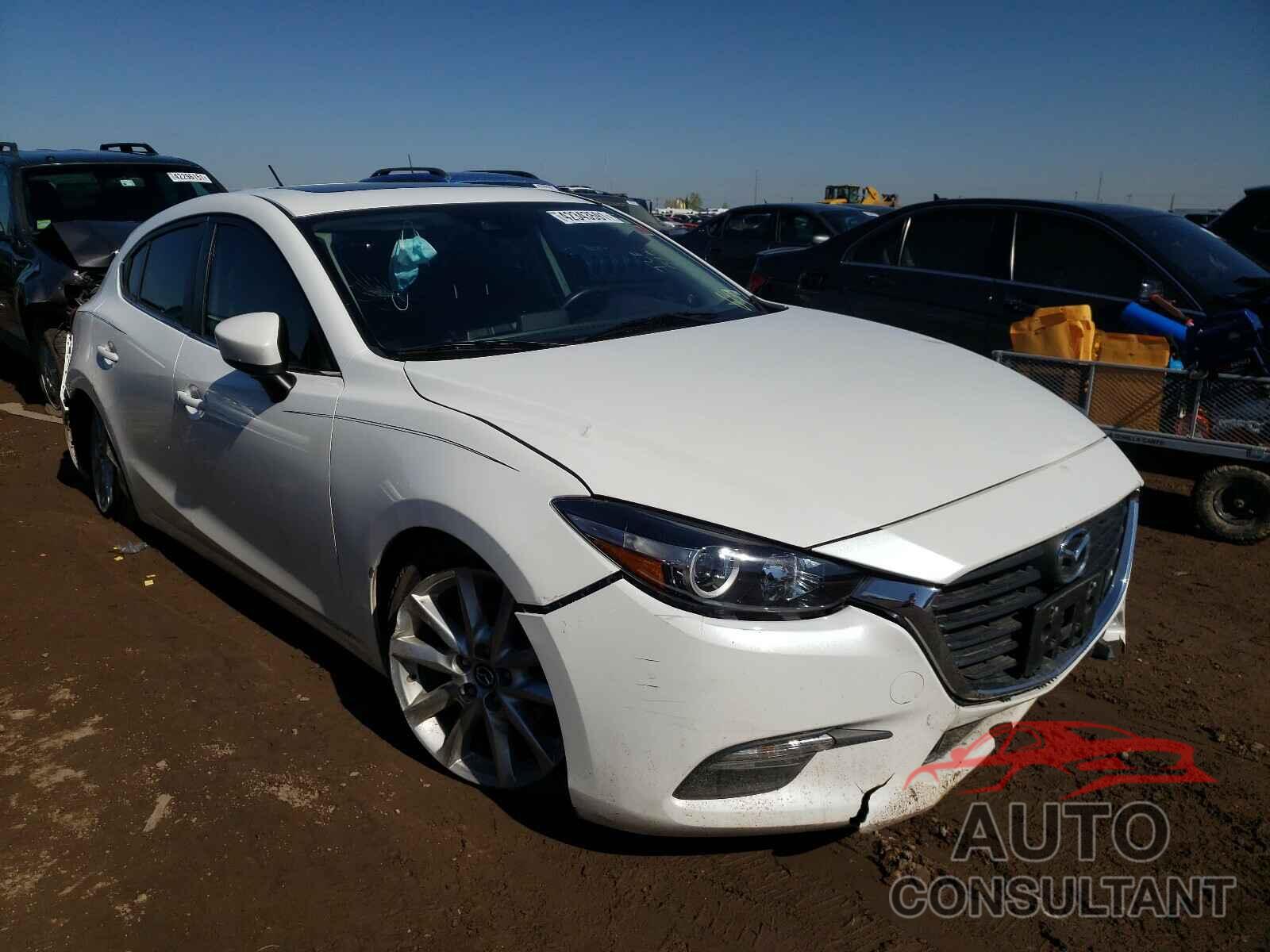 MAZDA 3 2017 - 3MZBN1L33HM127787