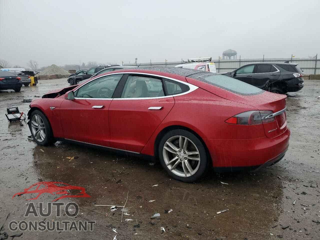 TESLA MODEL S 2015 - 5YJSA1E26FF115945