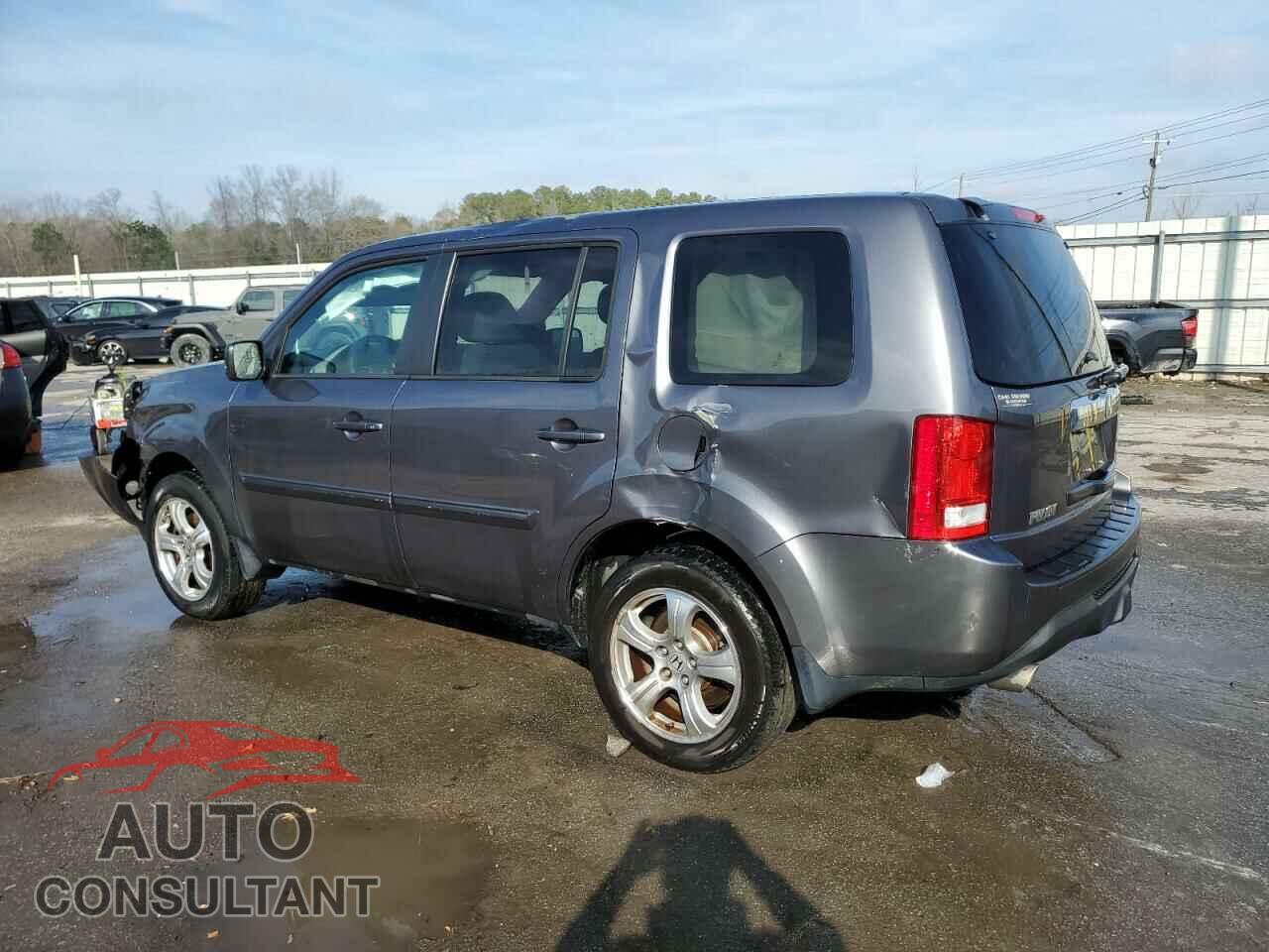 HONDA PILOT 2015 - 5FNYF3H4XFB021944