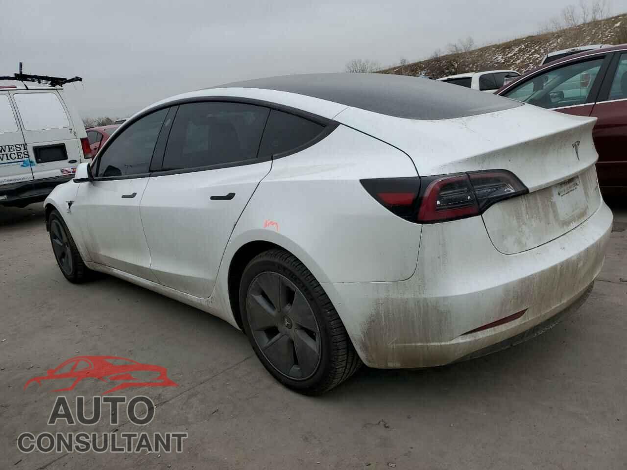 TESLA MODEL 3 2022 - 5YJ3E1EB7NF164367