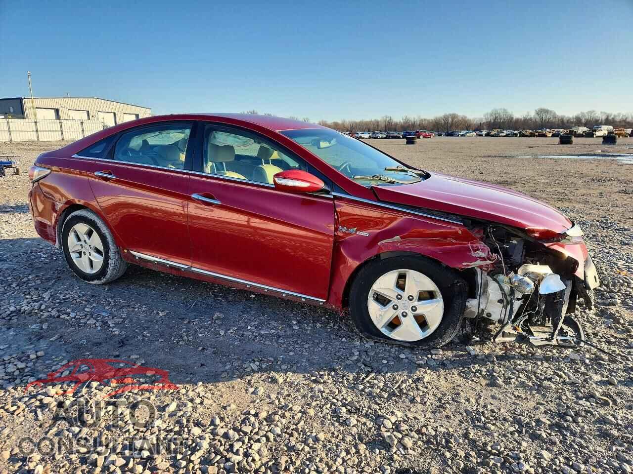 HYUNDAI SONATA 2012 - KMHEC4A46CA054497