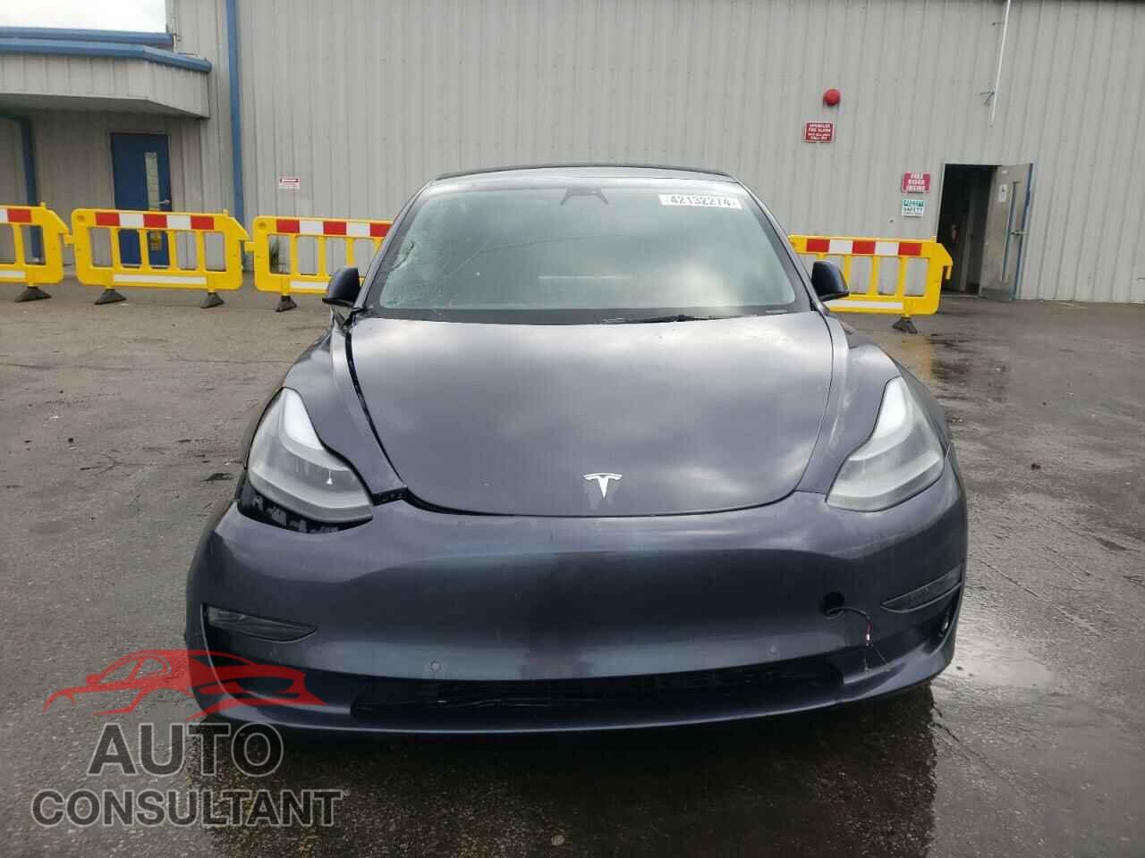 TESLA MODEL 3 2022 - 5YJ3E1EA7NF120974