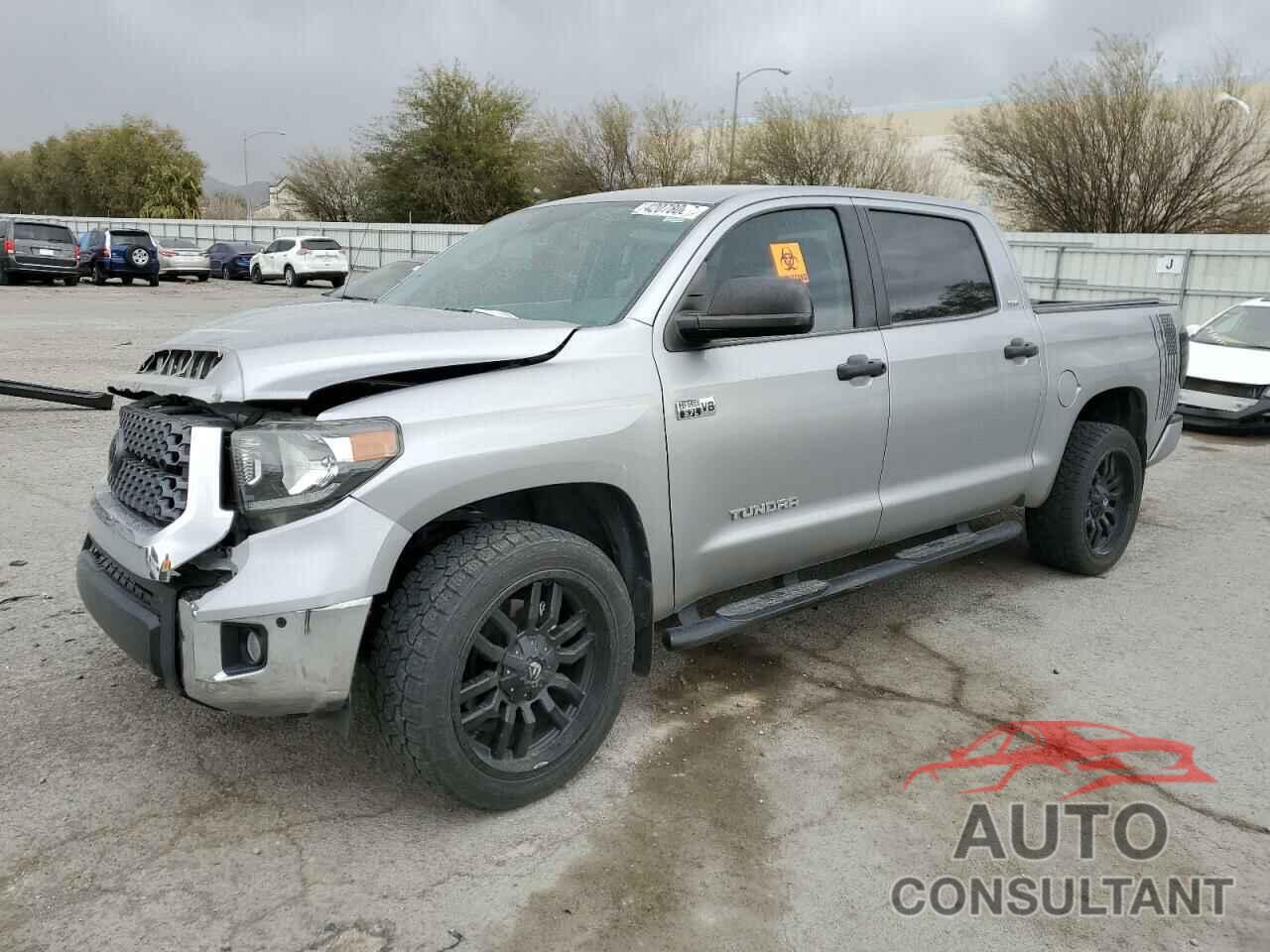 TOYOTA TUNDRA 2018 - 5TFEY5F10JX239648